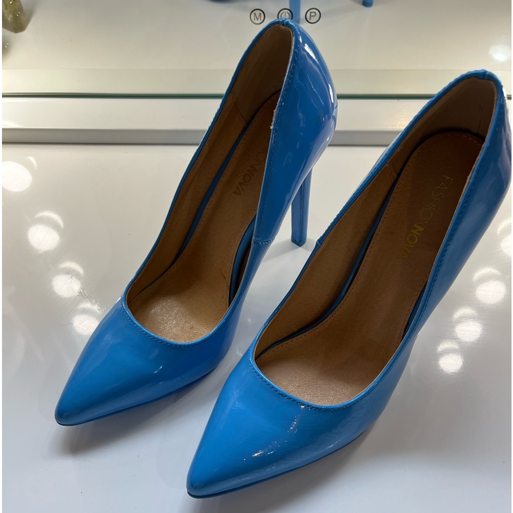 Blue patent stiletto 4 inch heels,slip on,pumps, pointy toe,size 7 - Picture 2 of 10
